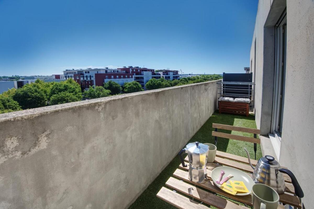 La Palm Room ~ Climatisation ~ Balcon ~ Parking Nîmes Eksteriør billede